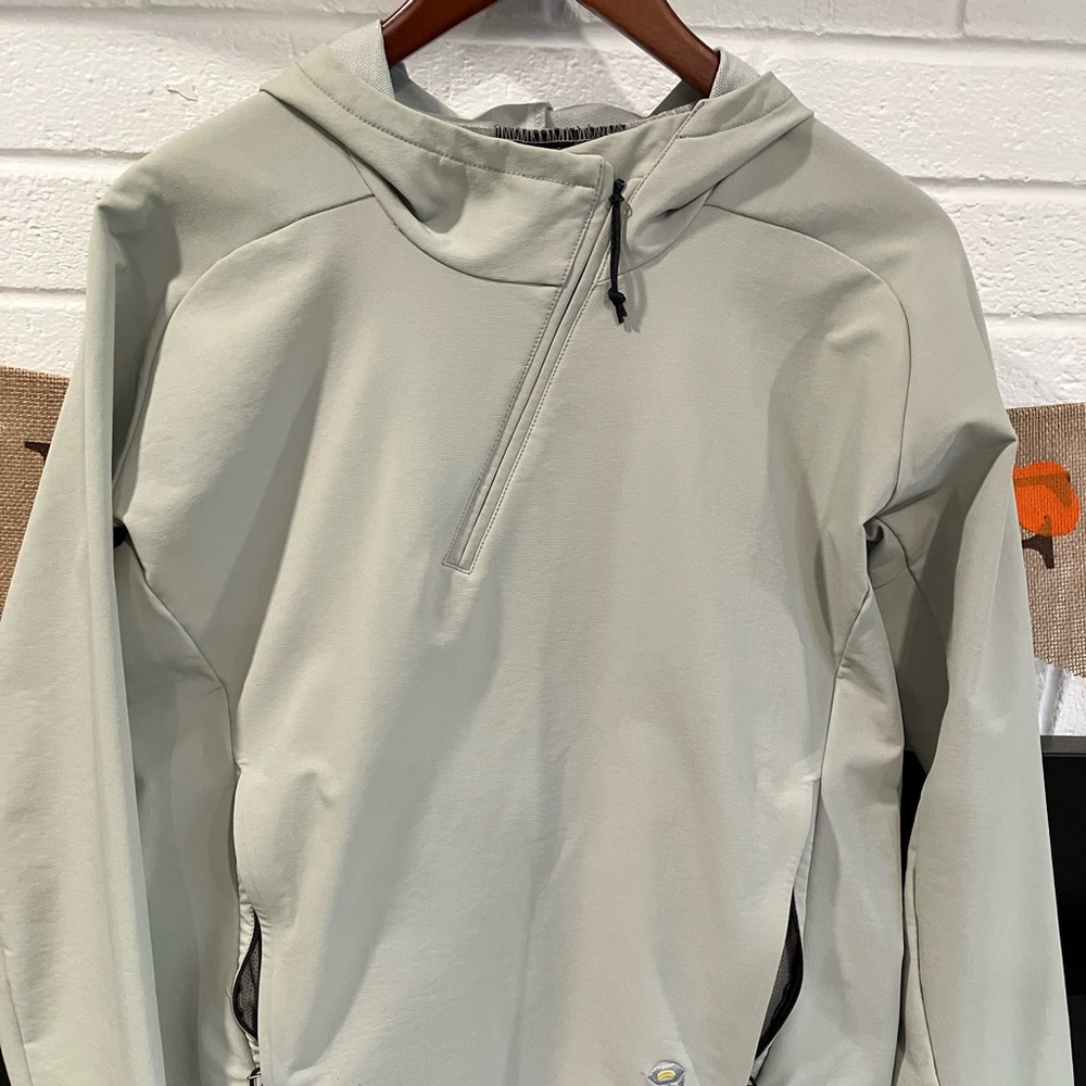 Mountain Hardware women’s jacket